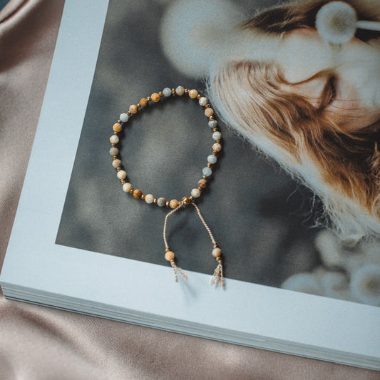 Bransoletka z agatu na nici jedwabnej